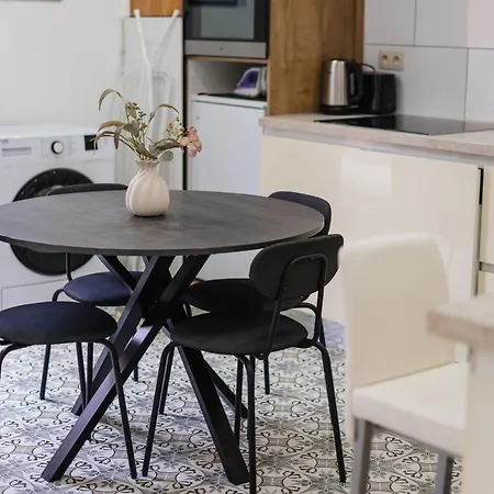 アパート Elegant 3br & 1lr Waterfront Retreat In ヘント