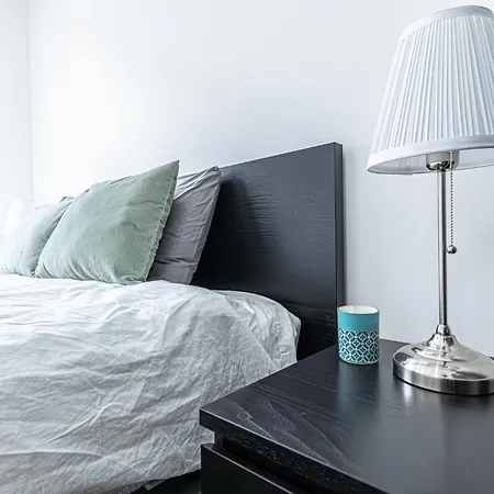 Elegant 3br & 1lr Waterfront Retreat In Gent