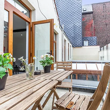 Elegant 3br & 1lr Waterfront Retreat In Appartement Gent